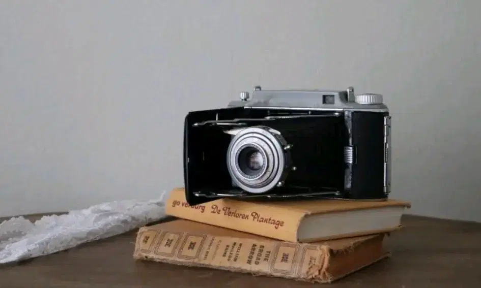 Kodak Tourist II 빈티지 접이식 카메라